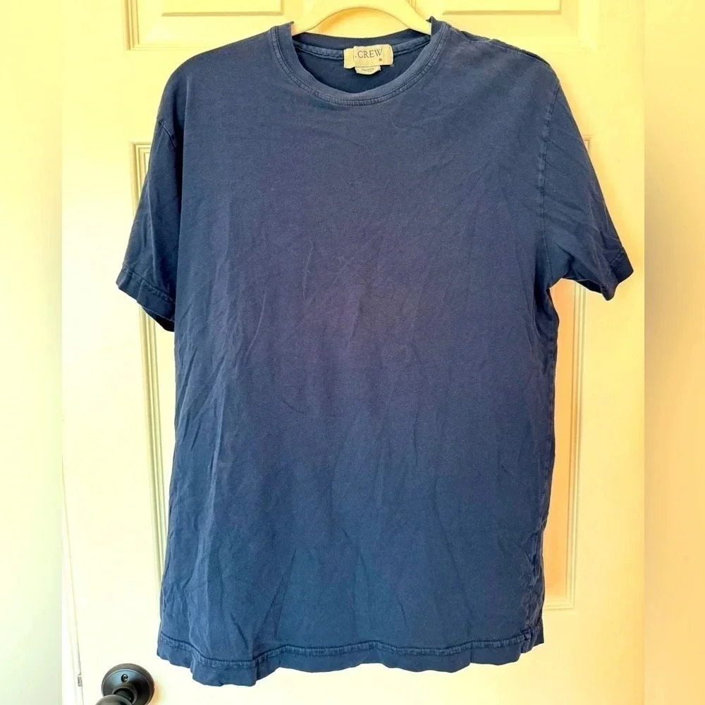 J.Crew perfectly worn t-shirt. Navy. So soft!